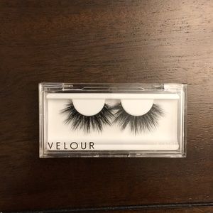 VELOUR MINK LASHES